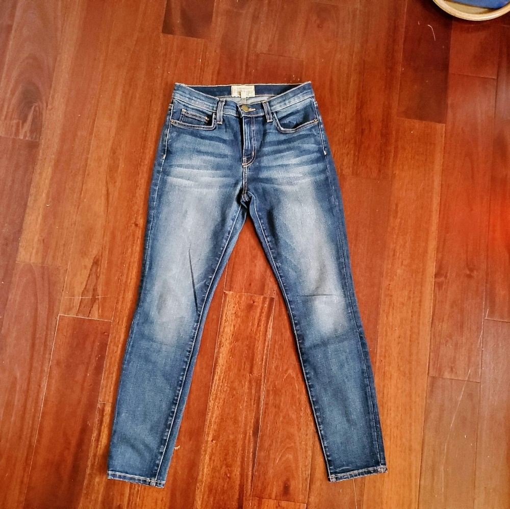DESIGNER JEAN